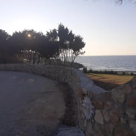 Armiriki Apartamento Korakokhórion