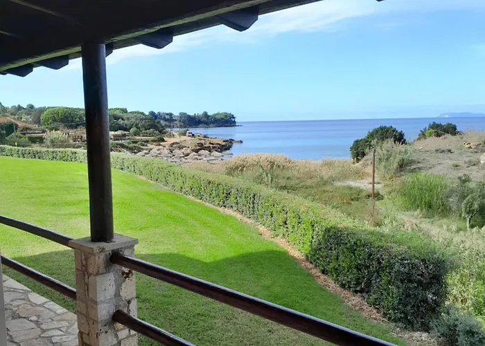 アパート Armiriki Korakokhórion